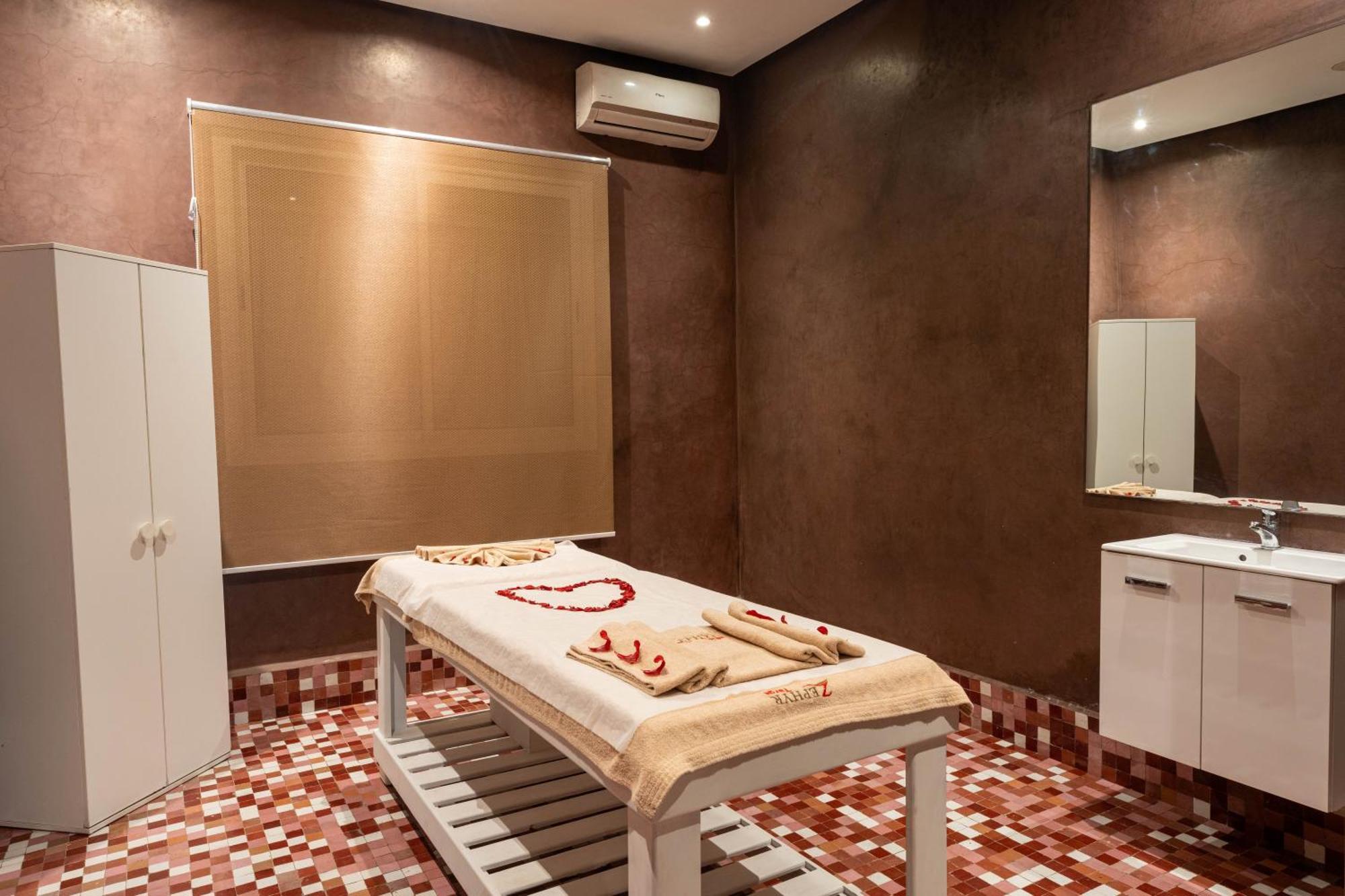 Zephyr Targa Marrakech Hotel มาร์ราเกช ภายนอก รูปภาพ